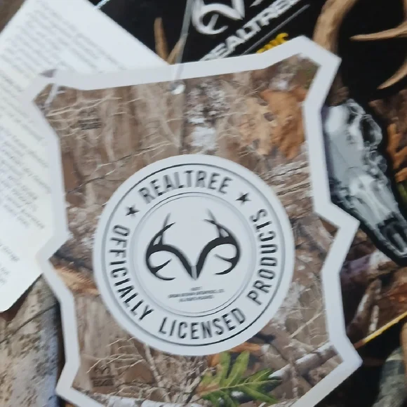 NWT Real tree Camo men's Shirt - Long Sleeve Outdoor Style - Picture 7 of 9